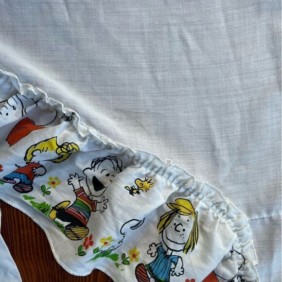 Vintage Peanuts Curtains 1966 Cafe Curtains With Ruffle Valance - Picture 7 of 13